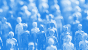 imagen de unas figuras de plástico con un filtro azul